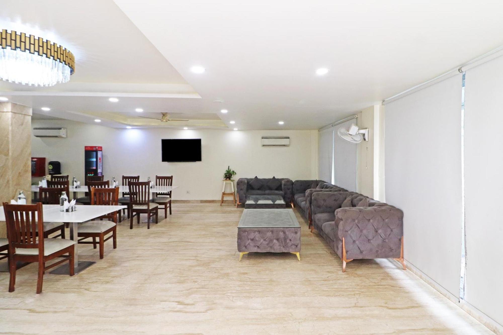 Hotel The Archer Artemis Hospital Road Sector 52 Gurgaon Eksteriør bilde
